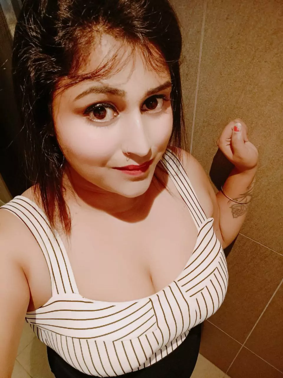 Manali Escort service